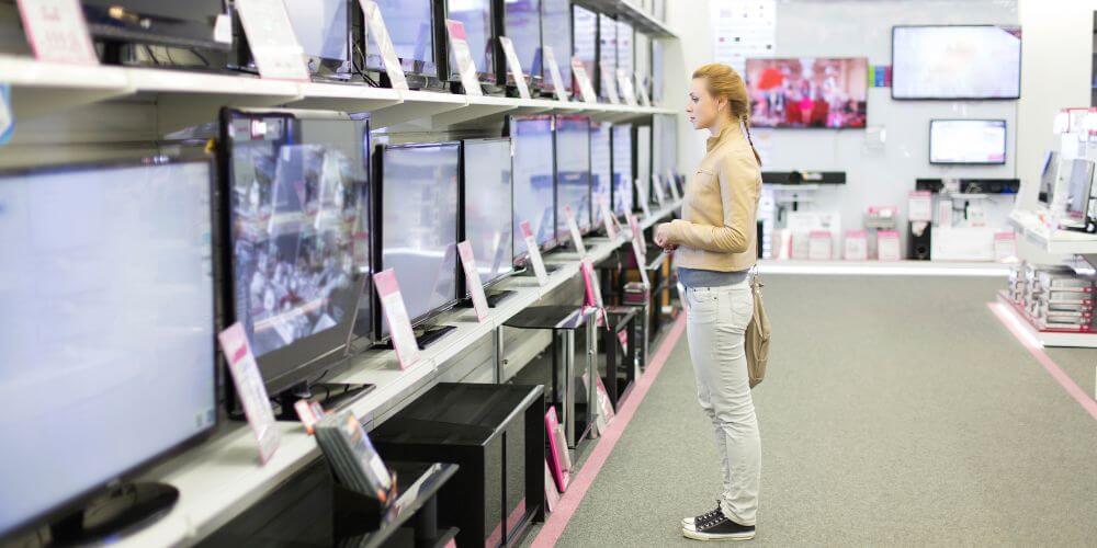 32-inch TVs in shop